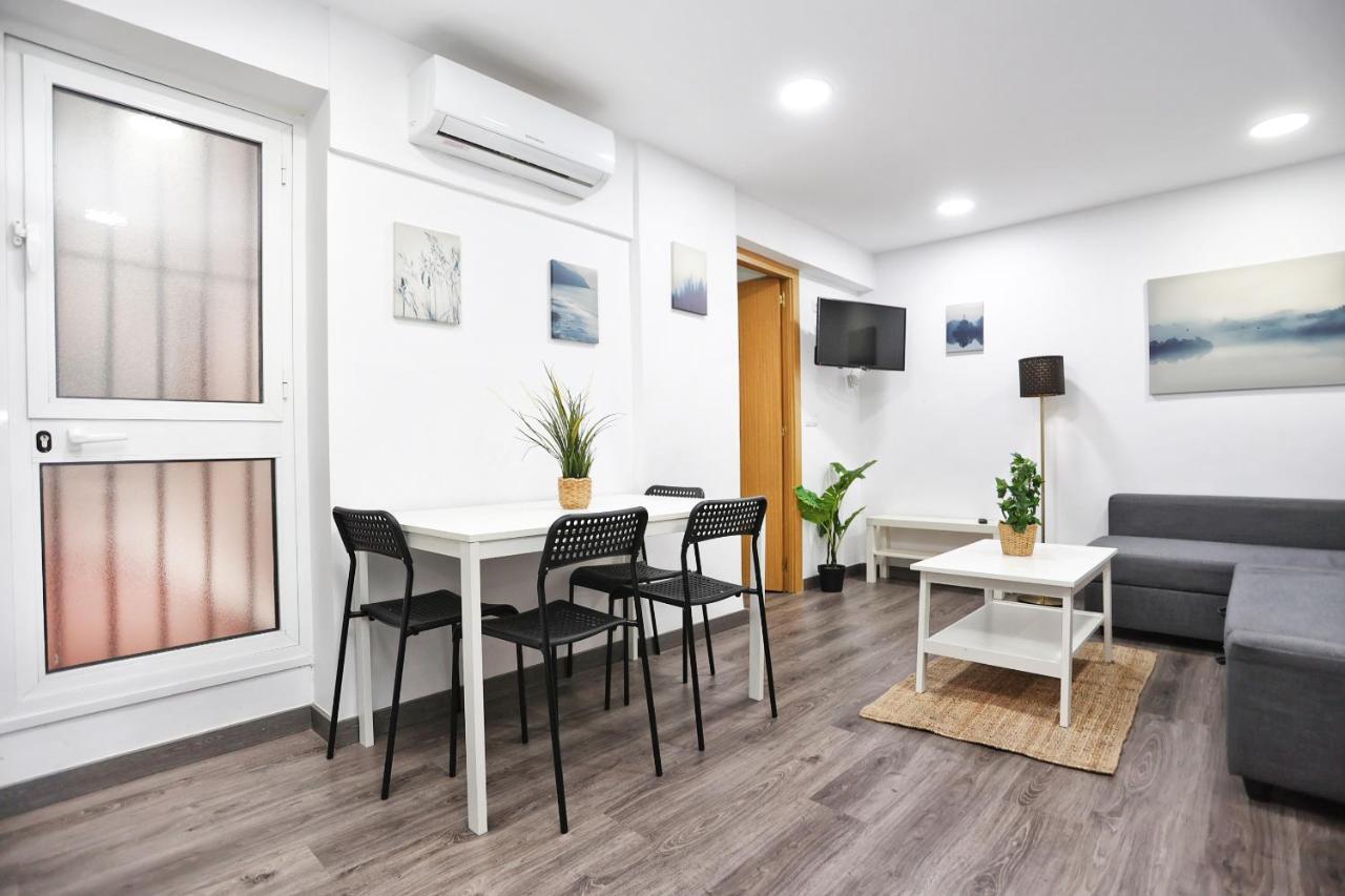 Holidays2Malaga Goya - Zona Huelin & 500 Mts De La Playa Διαμέρισμα Εξωτερικό φωτογραφία