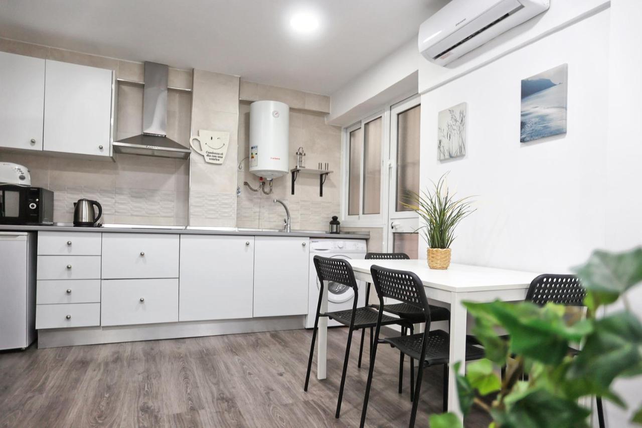 Holidays2Malaga Goya - Zona Huelin & 500 Mts De La Playa Διαμέρισμα Εξωτερικό φωτογραφία