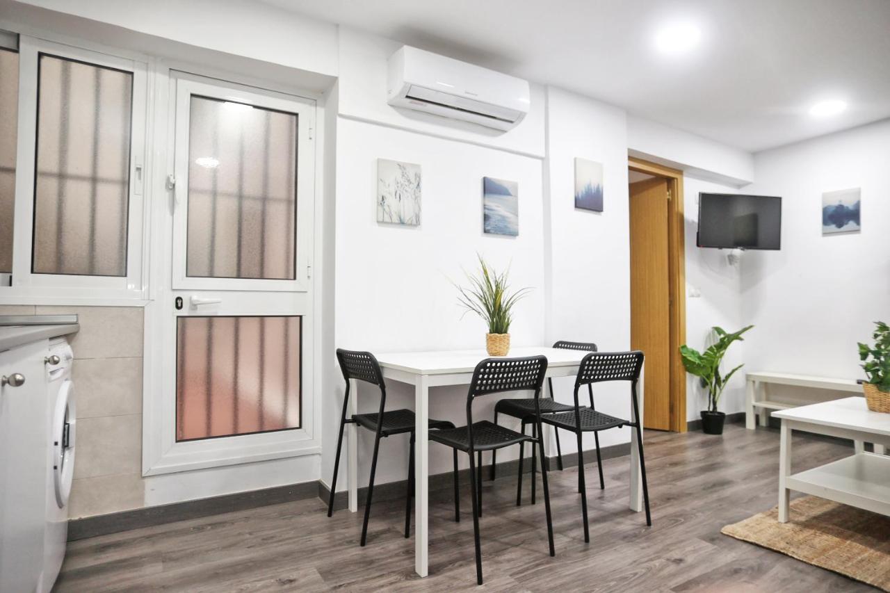 Holidays2Malaga Goya - Zona Huelin & 500 Mts De La Playa Διαμέρισμα Εξωτερικό φωτογραφία