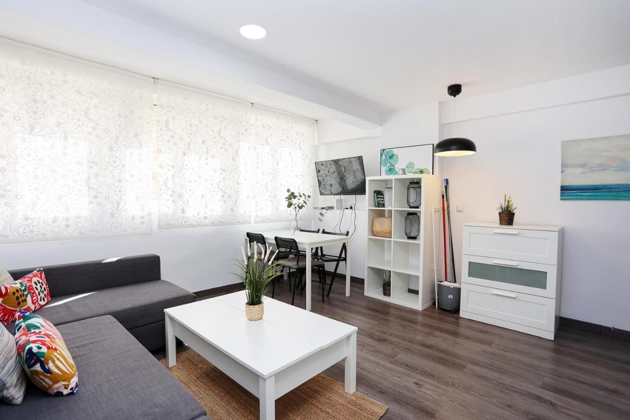 Holidays2Malaga Goya - Zona Huelin & 500 Mts De La Playa Διαμέρισμα Εξωτερικό φωτογραφία